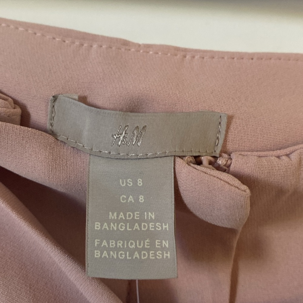 H&M Dress Shorts - Picture 2 of 4
